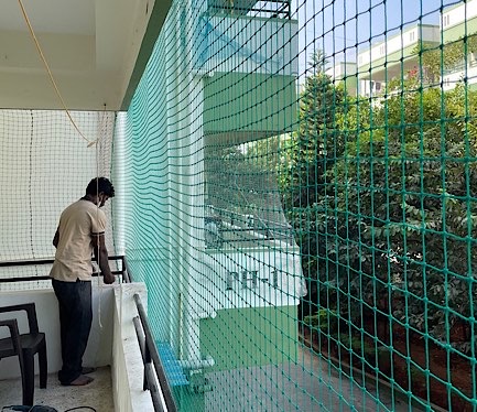 How To Protect Your Balcony From Pigeons With A Pigeon Protection Net